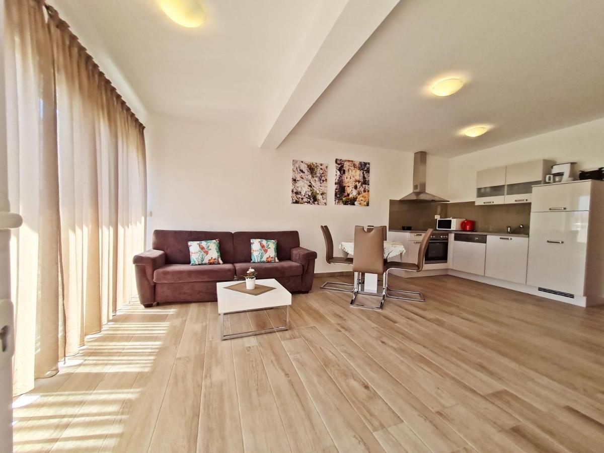Ab Villa Podstrana Buitenkant foto