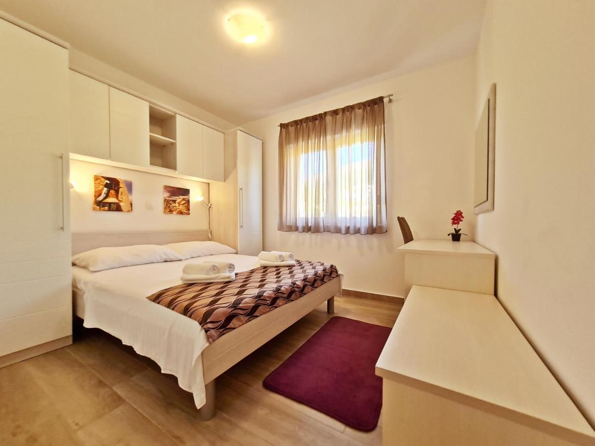 Ab Villa Podstrana Buitenkant foto